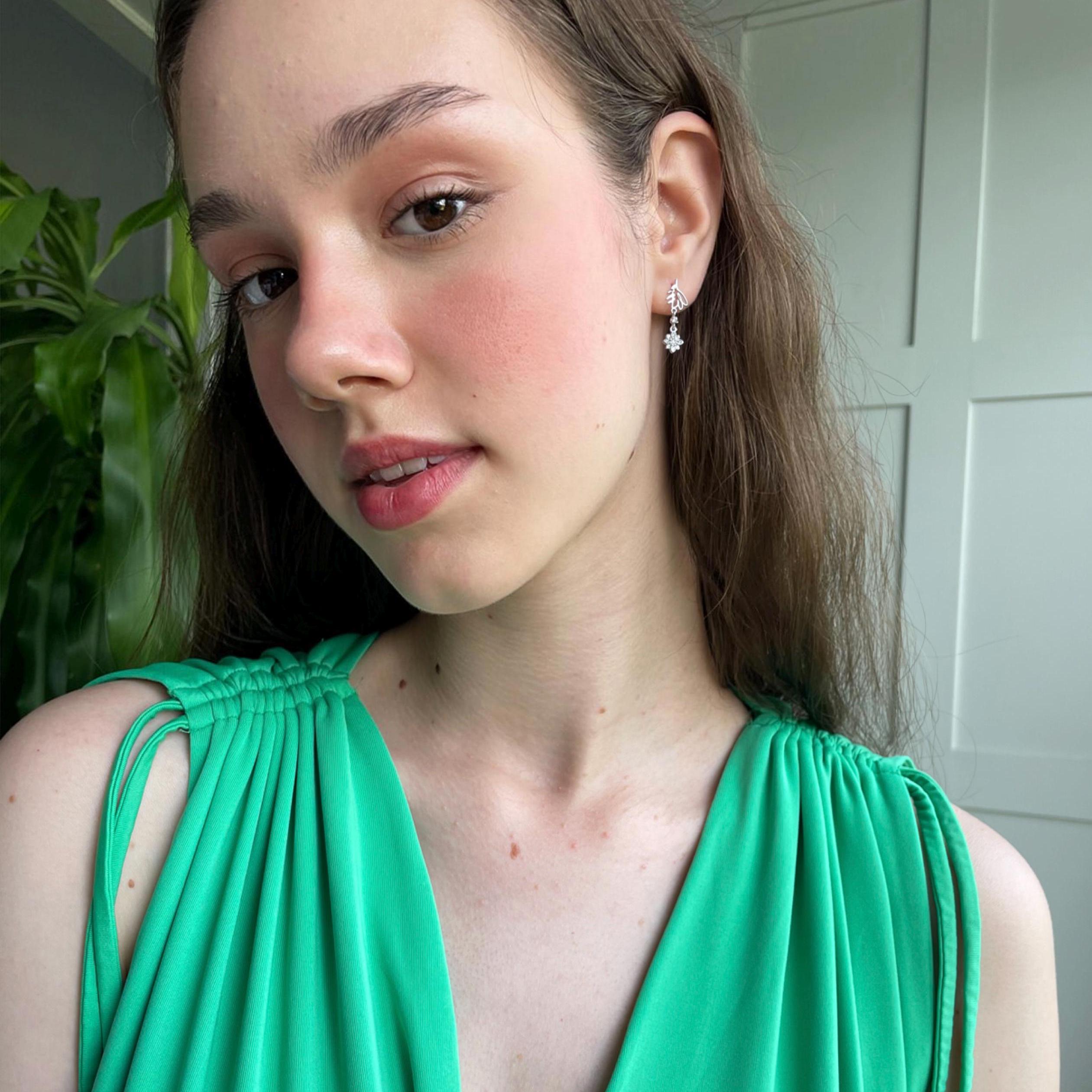 Simple & Chic Beefancy Jewelry Set - Beefancy Buzzing Bee Statement Necklace And Earrings Set - Beefancy Honeybee Charm Set