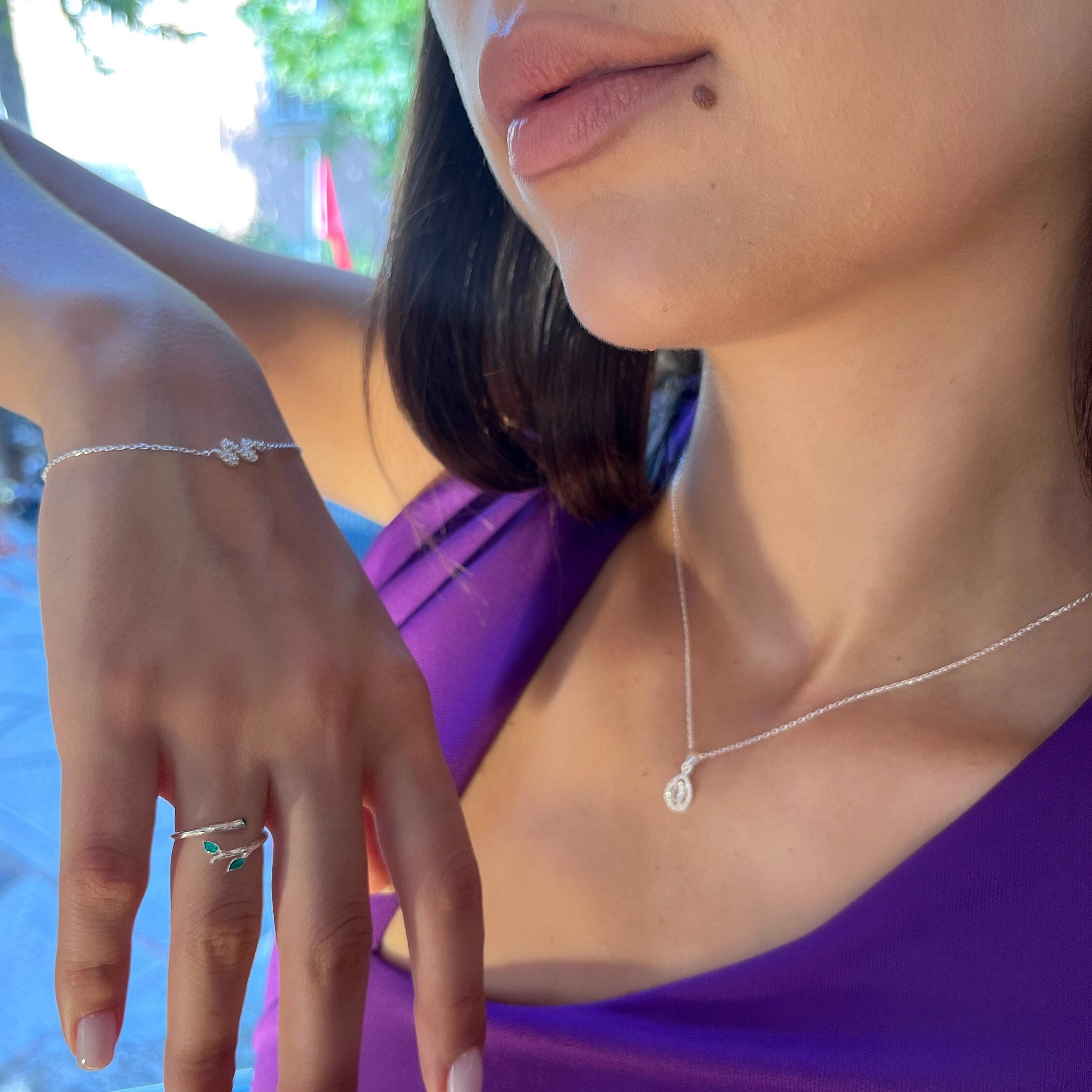 Emerald Ivy Ring - Adjustable Green Leaf Ring - Nature Lover Gift - Ivy Wrap Ring - Minimalist 925 Sterling Silver Jewelry