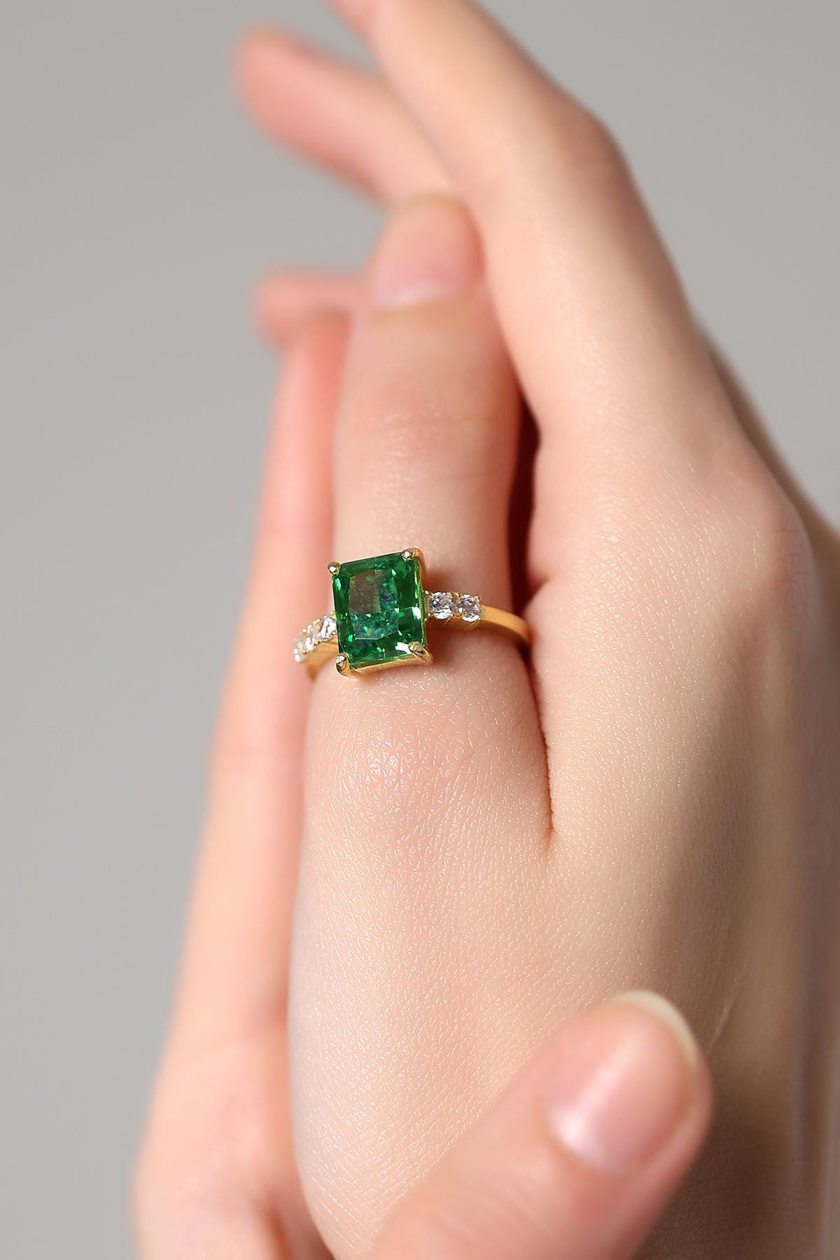 Stunning Emerald Ring, Classic And Timeless Jewelry, Princess Cut Emerald Ring, Anniversary Or Promise Ring, Gold Ring With Sparkling Stones