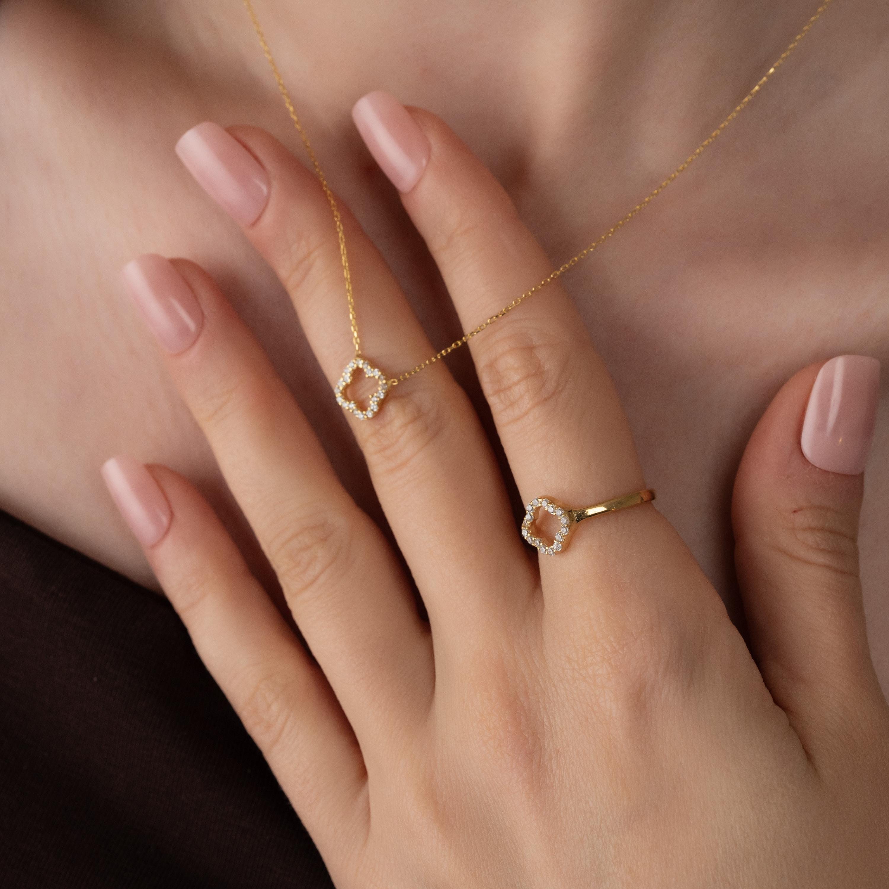 Elegant Four Leaf Clover Jewelry Set , Dainty Necklace And Ring For Good Luck , Symbol Of Luck & Love , Sparkling Good Luck Charm