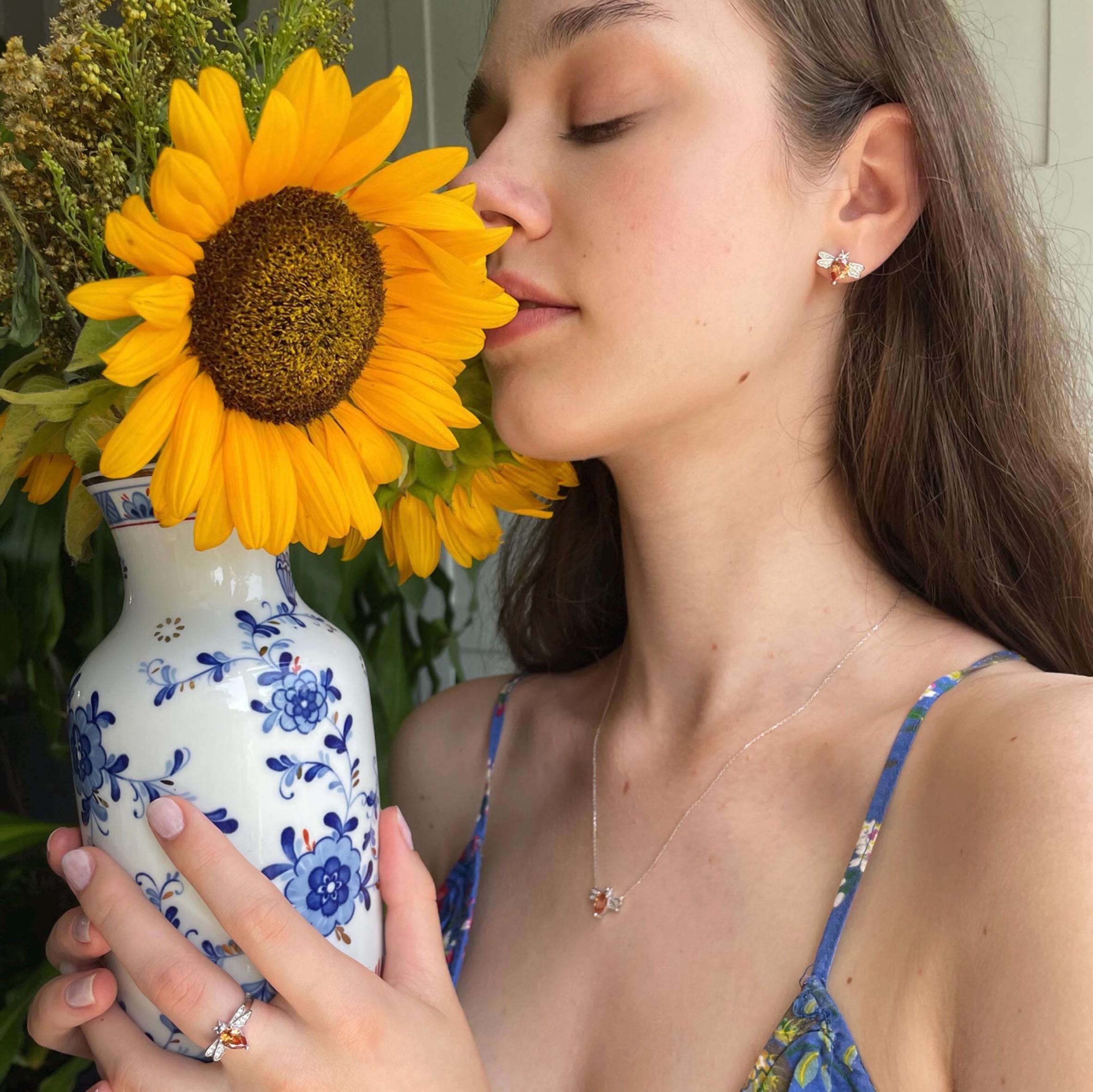 Elegant Beefancy Jewelry Set - Honeybee Inspired Necklace, Earrings And Ring Ensemble - Champagne Gemstone Stylish Honeybee Trio Set