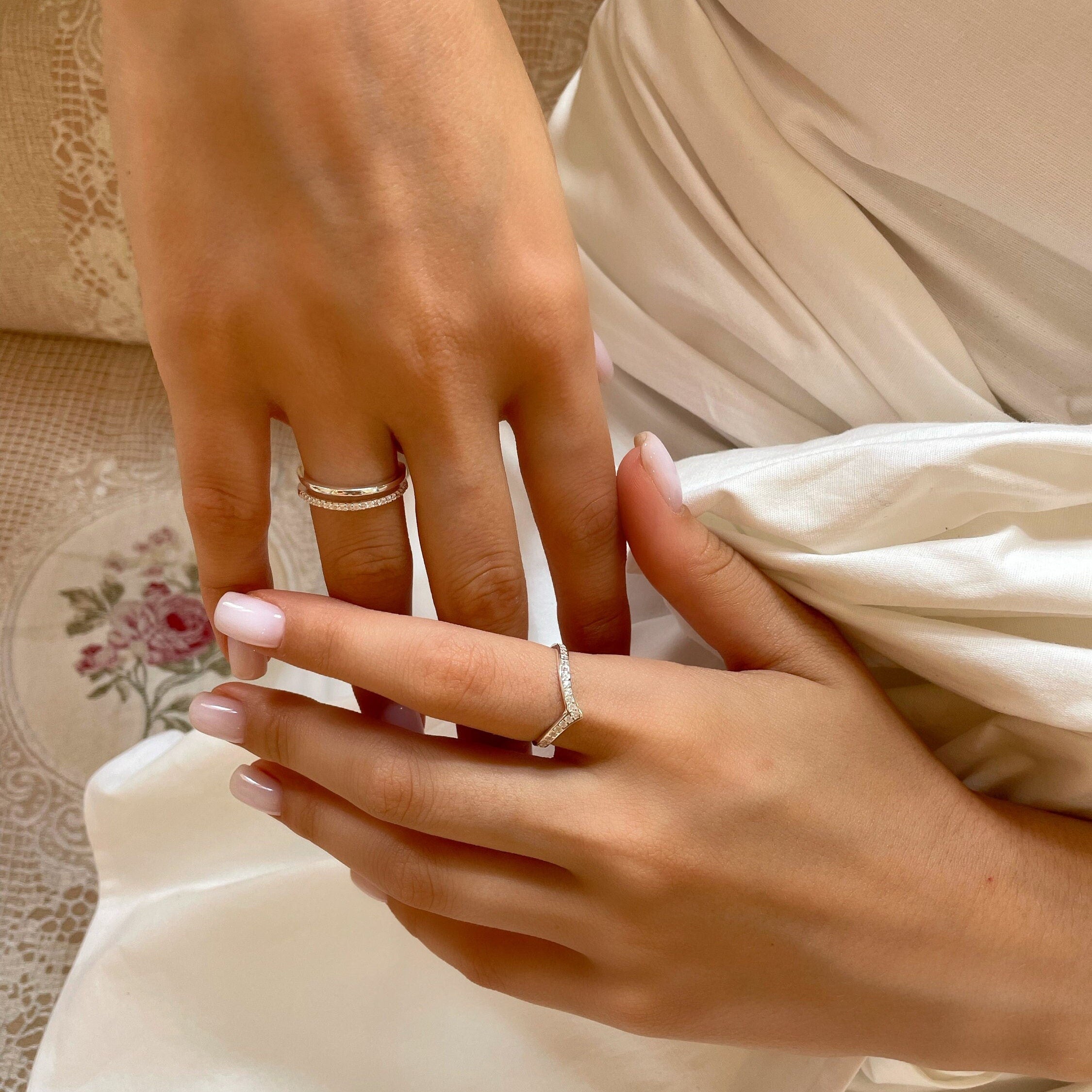 V Shape Wedding Band - Sparkling Curved Ring - Chevron Ring - Cz Sterling Silver Jewelry - Elegant V Band -