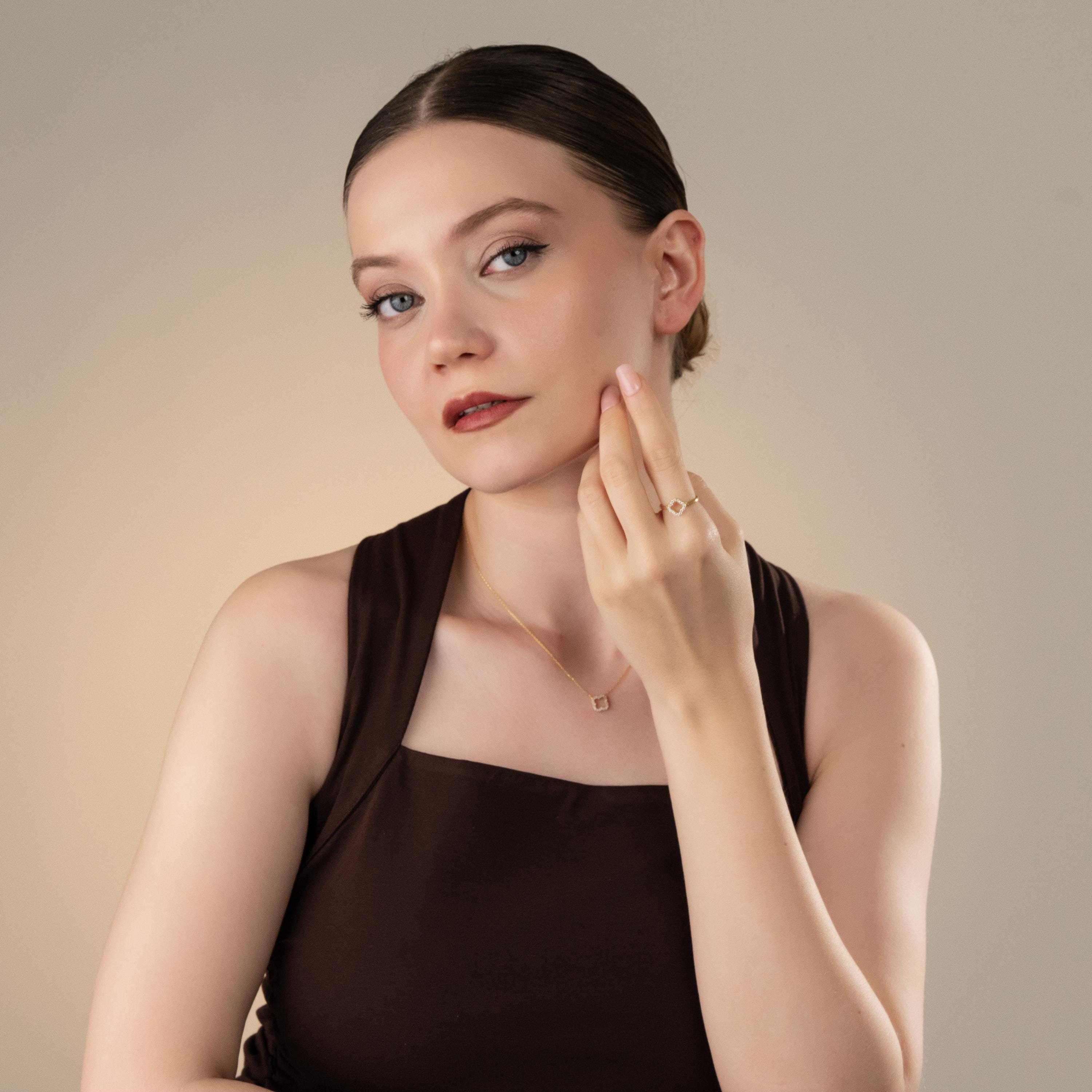 Elegant Four Leaf Clover Jewelry Set , Dainty Necklace And Ring For Good Luck , Symbol Of Luck & Love , Sparkling Good Luck Charm