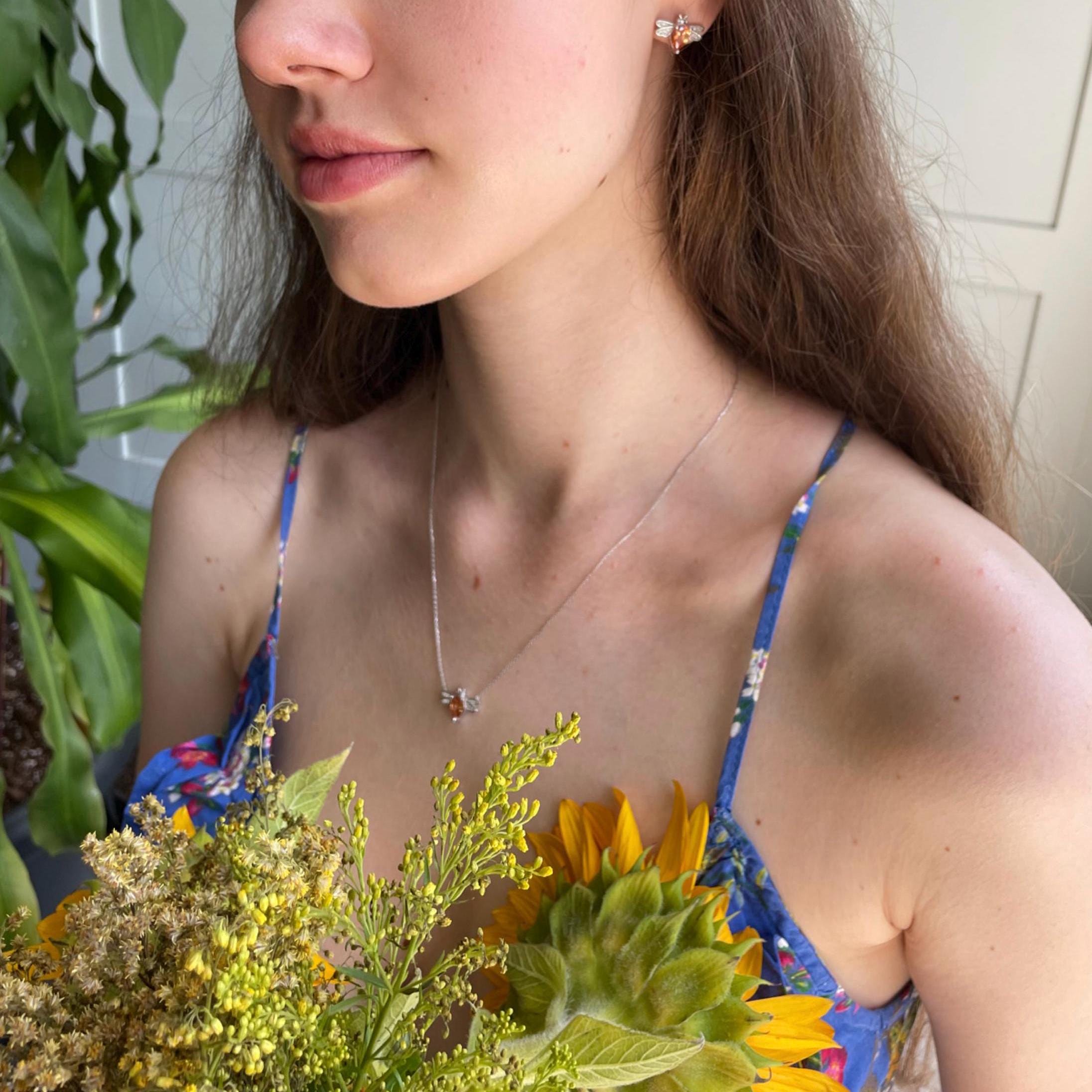 Elegant Beefancy Jewelry Set - Honeybee Inspired Necklace, Earrings And Ring Ensemble - Champagne Gemstone Stylish Honeybee Trio Set