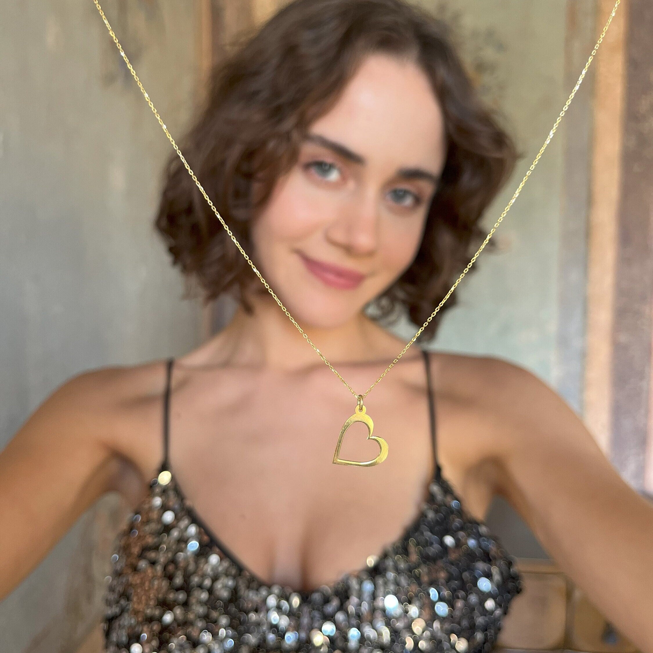 Romantic Heart Charm Necklace - Minimalist & Dainty Heart Pendant - Gold Color Love Pendant - Sterling Silver Jewelry - Valentine's Day Gift