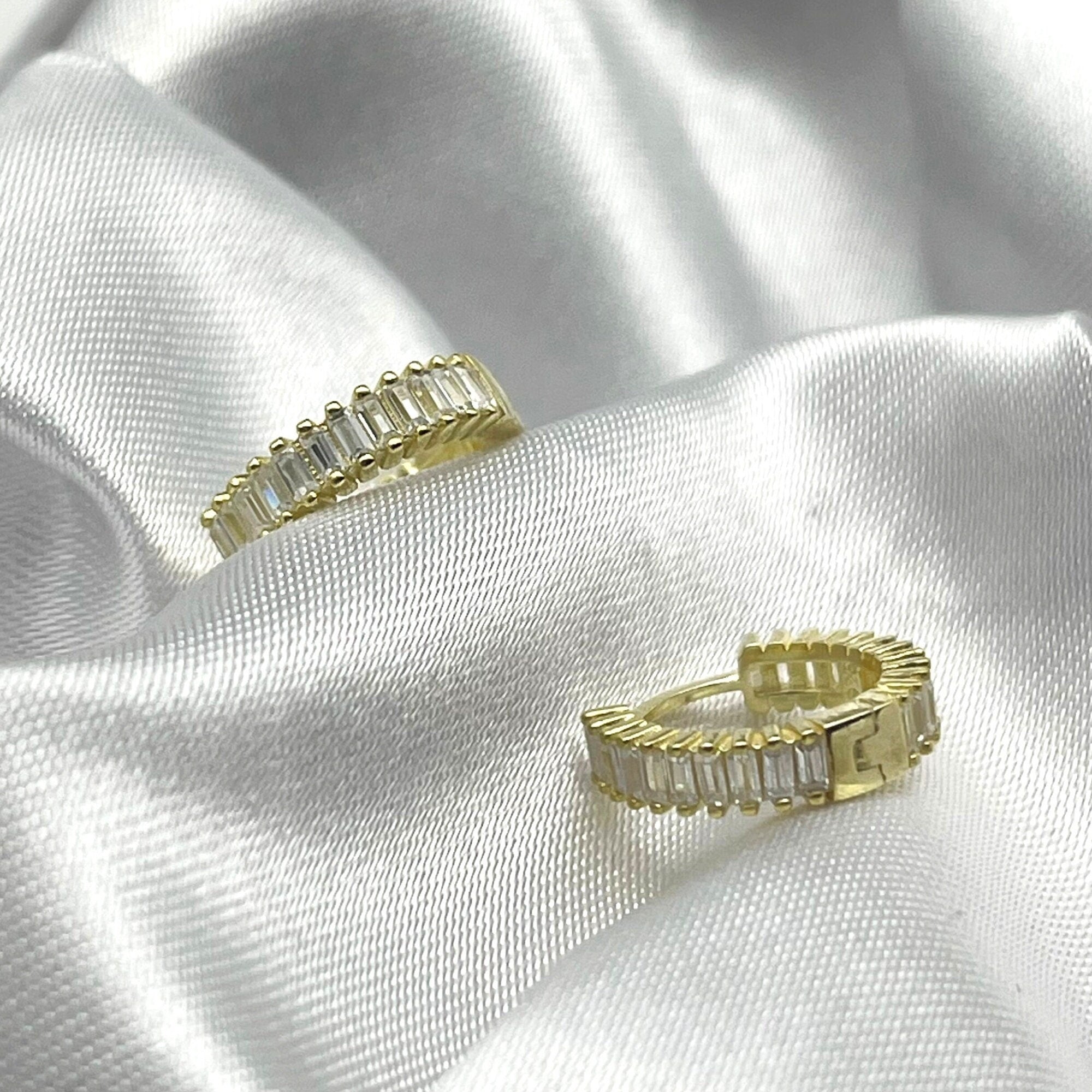 Tiny Baguette Hoop Earrings - Silver/gold Baguette Earrings - Baguette Huggies - Tiny Huggies - Pave Earrings - Minimalist Hoops