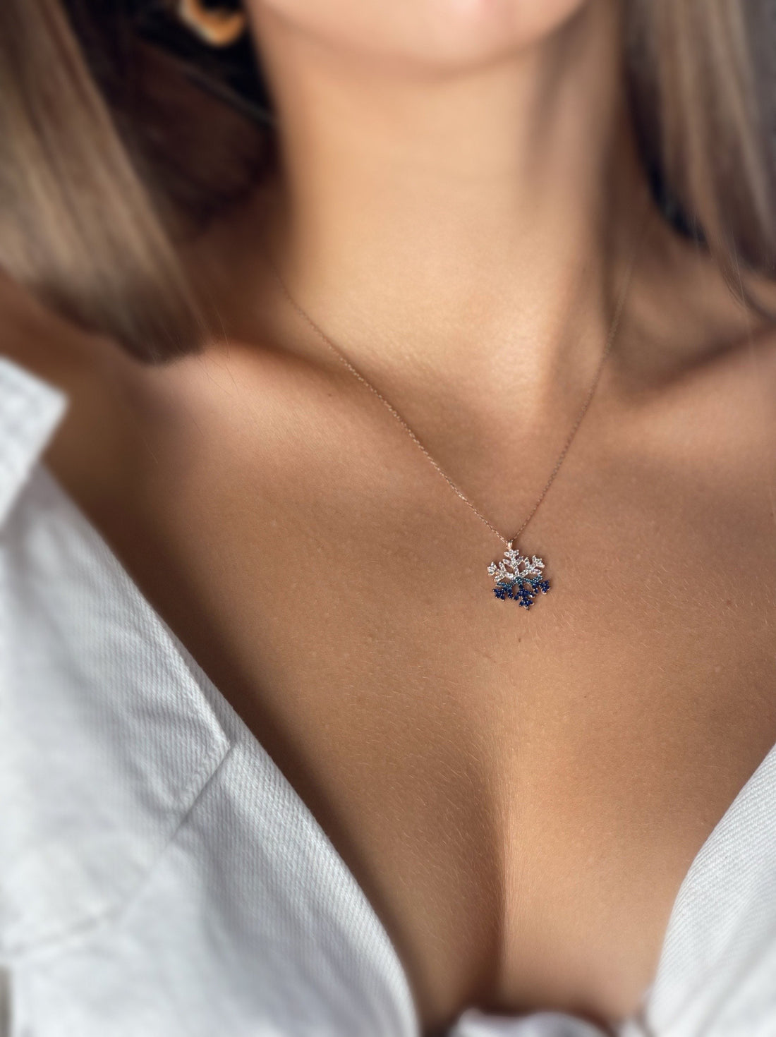 Silver Snow Flake Necklace, Modern Look Multicolor Cubic Zircon Pendant , Winter Present, Snow Flake Handmade Jewelry,