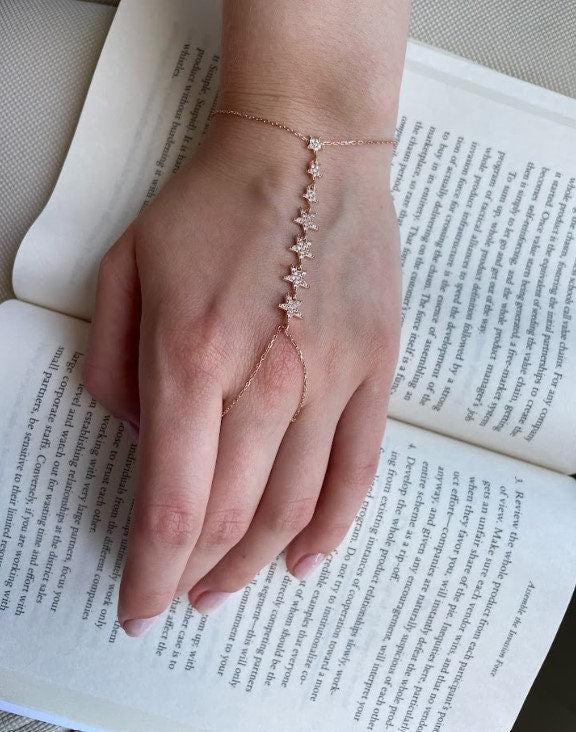 Star Sahmeran Bracelet - Star Chain Bracelet - Celestial Silver Jewery For Women - Hand / Finger Chain Bracelet