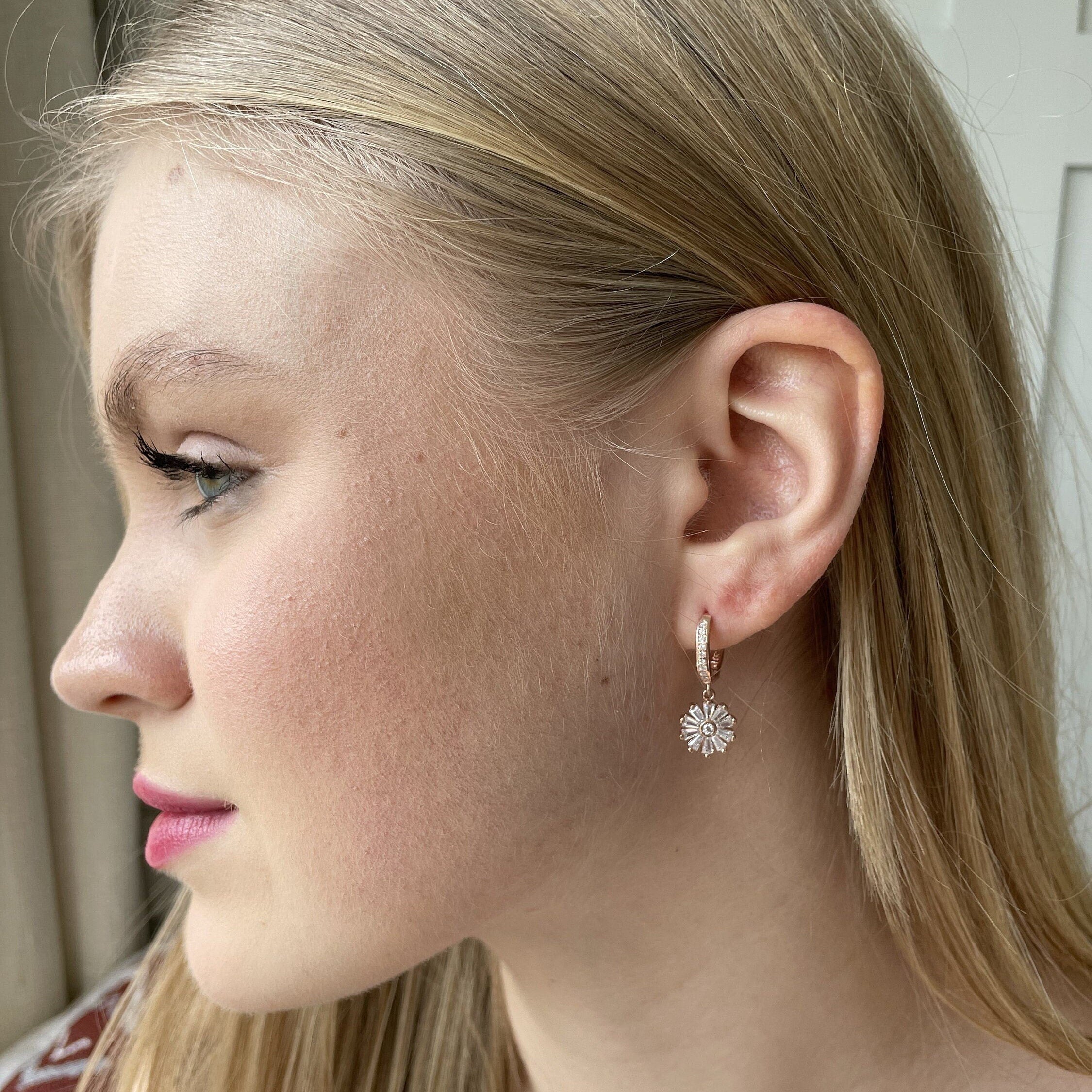 Daisy Dangle Cz Earrings - Sterling Silver Floral Dainty Pendant - Unique Design With Zircon Gemstones - Dainty Handmade Earring Jewelry