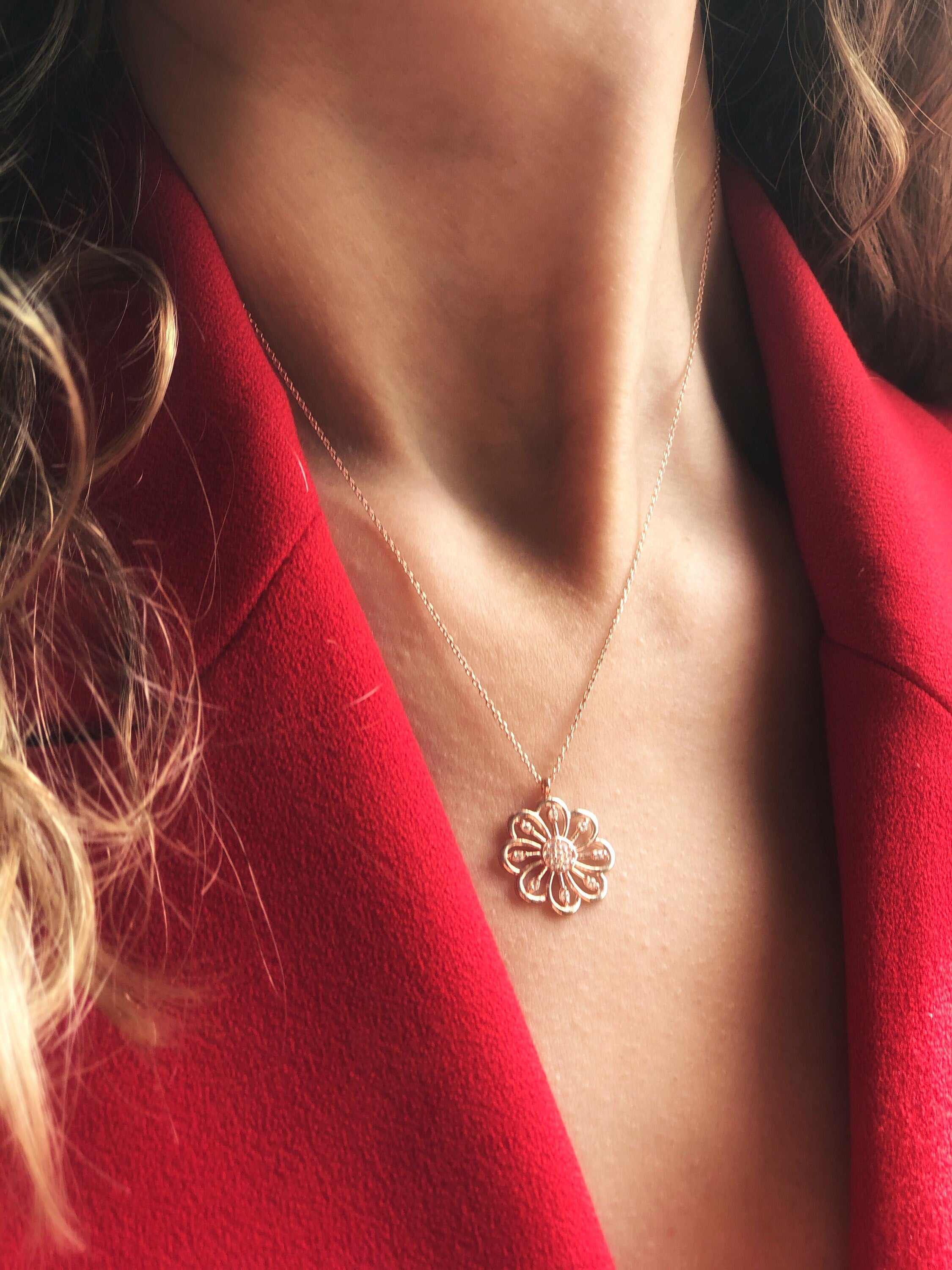 Rose Gold Plated Daisy Necklace | Daisy Pendant | Supplied In Gift Box | Sterling Silver Daisy Necklace | Flower Pendant | Best Friend Gift