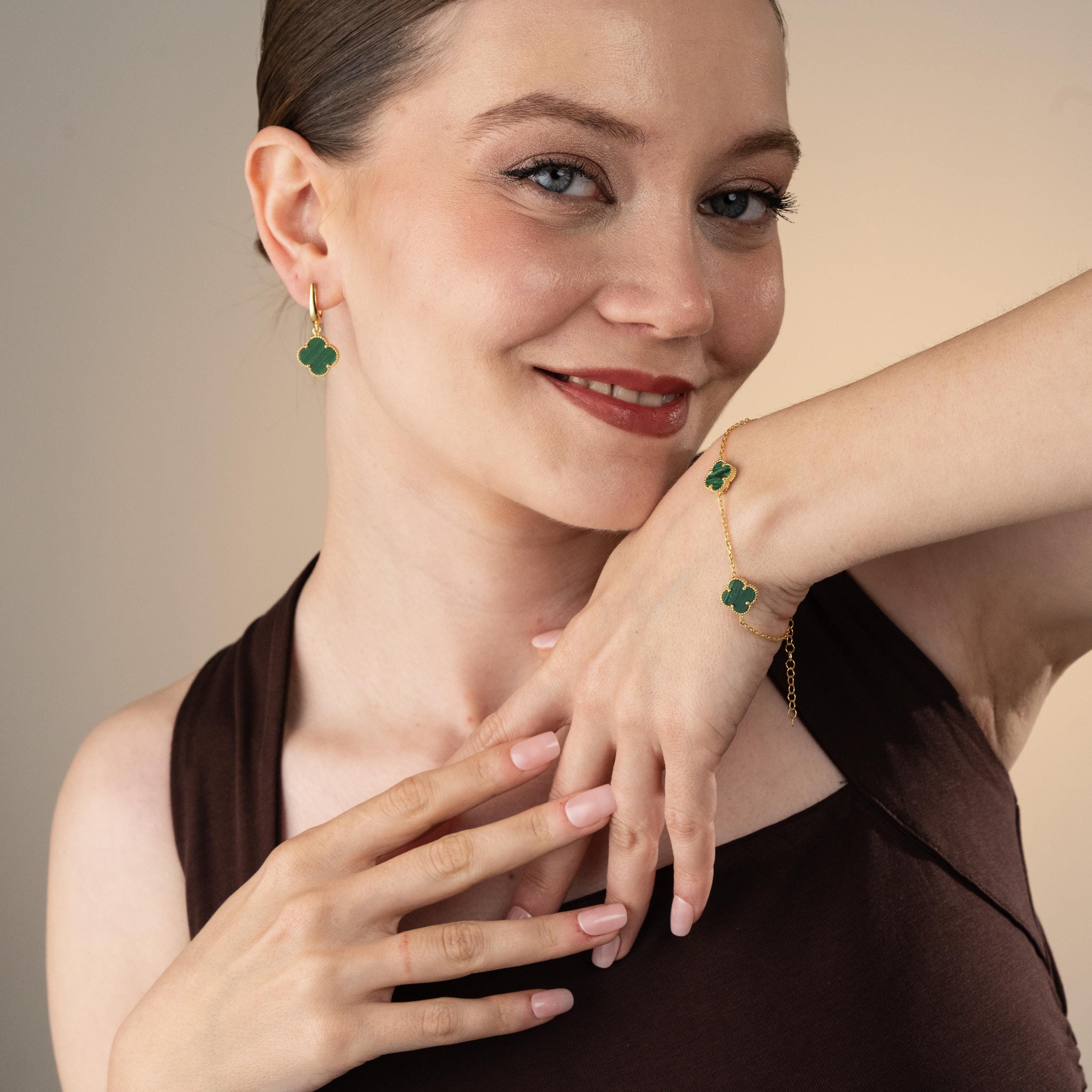 Lucky Clover Jewelry Set , Elegant Four Leaf Clover Bracelet & Earrings , Personalized Clover Jewelry Set , Gemstone Color And Chain Options