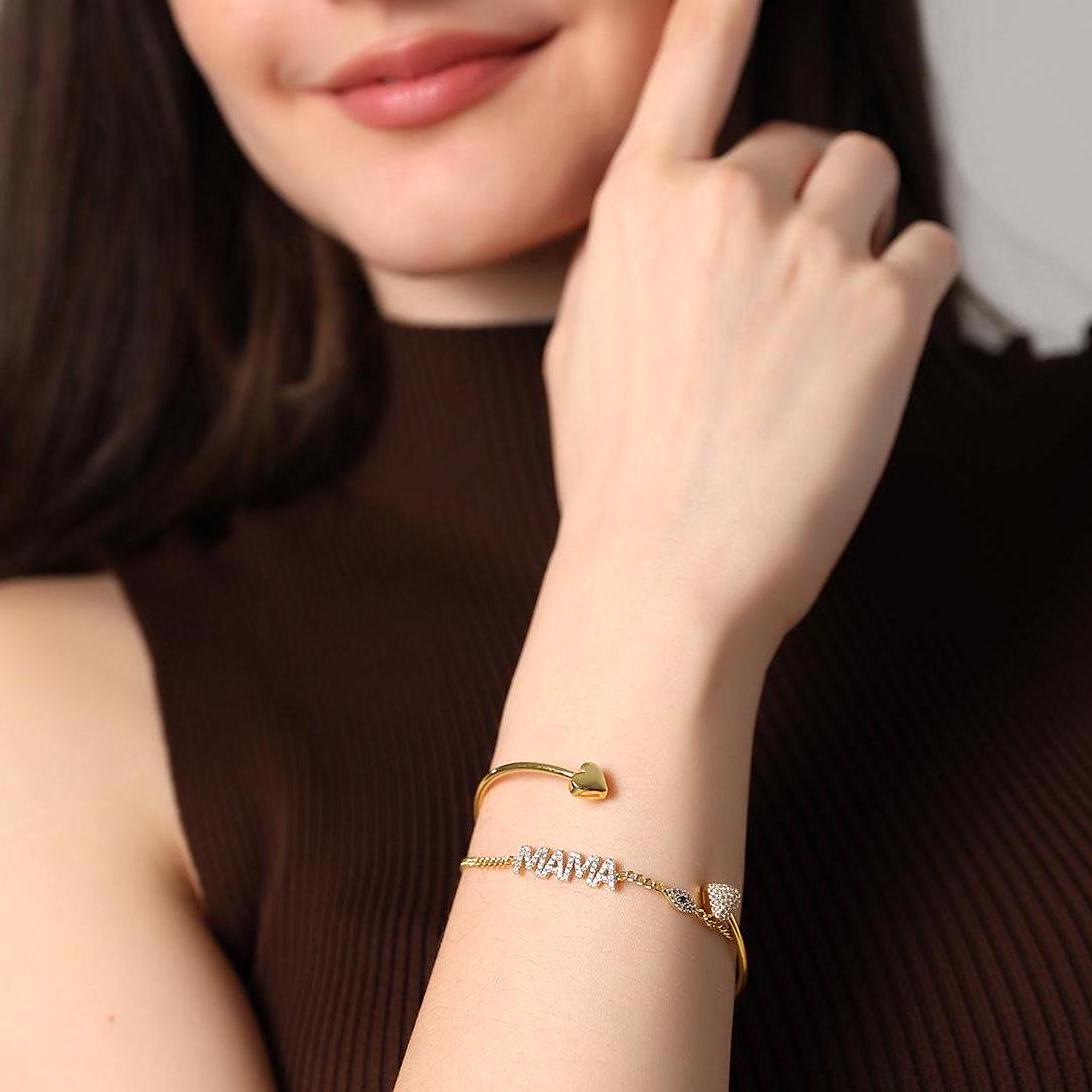 Mama Charm Bracelet , Gold Mama Name Bracelet , Delicate Mom Jewelry Gift , Meaningful Gift For New Moms , Sparkling Mama Bracelet