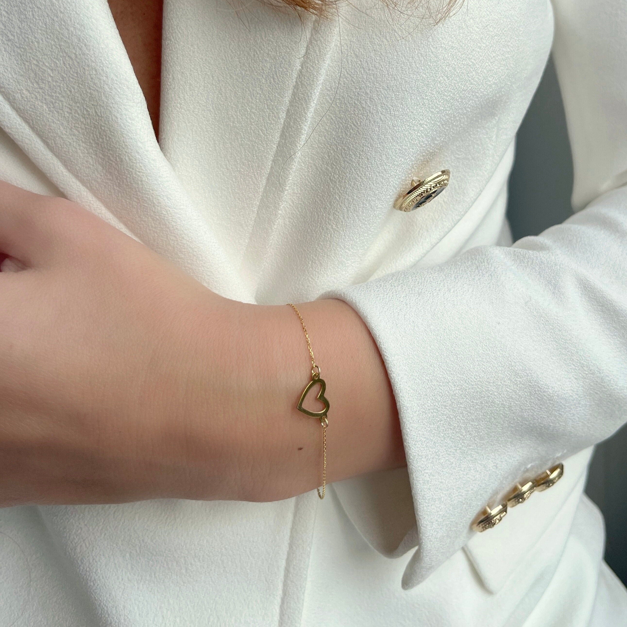 Gold Color Heart Charm Bracelet - Minimalist & Dainty Heart Jewelry - 925 Sterling Silver - Charming Heart Pendant - Romantic