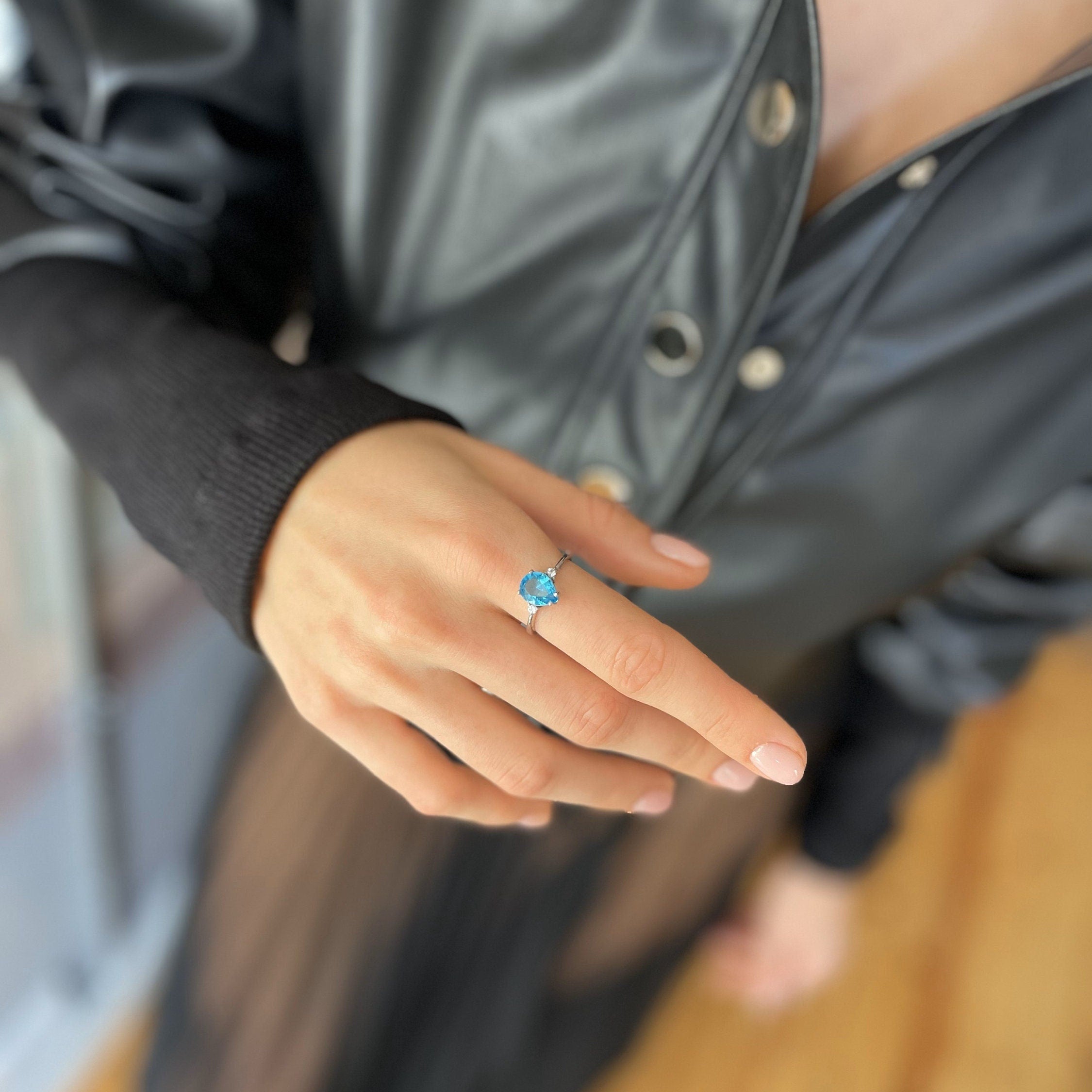 Elegant Birthstone Ring - Sterling Silver Birthstone Jewelry - Minimalist Family Birthstone Ring - Personalized Gift