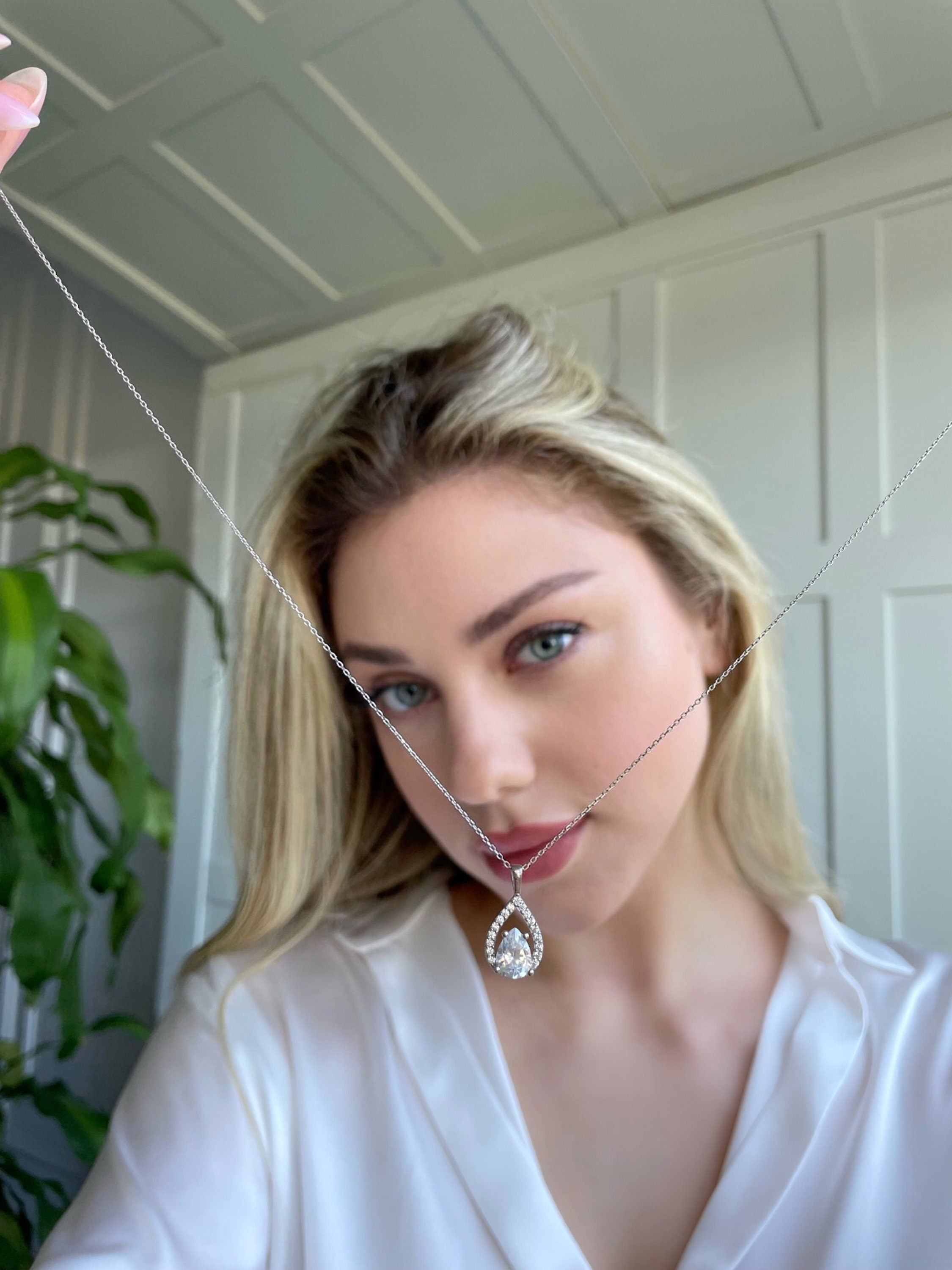 Sparkling Zirconia Frame Necklace With Birthstone Crystal - Birthstone Necklace In Zirconia Frame - Customizable Jewelry - Personalized Gift