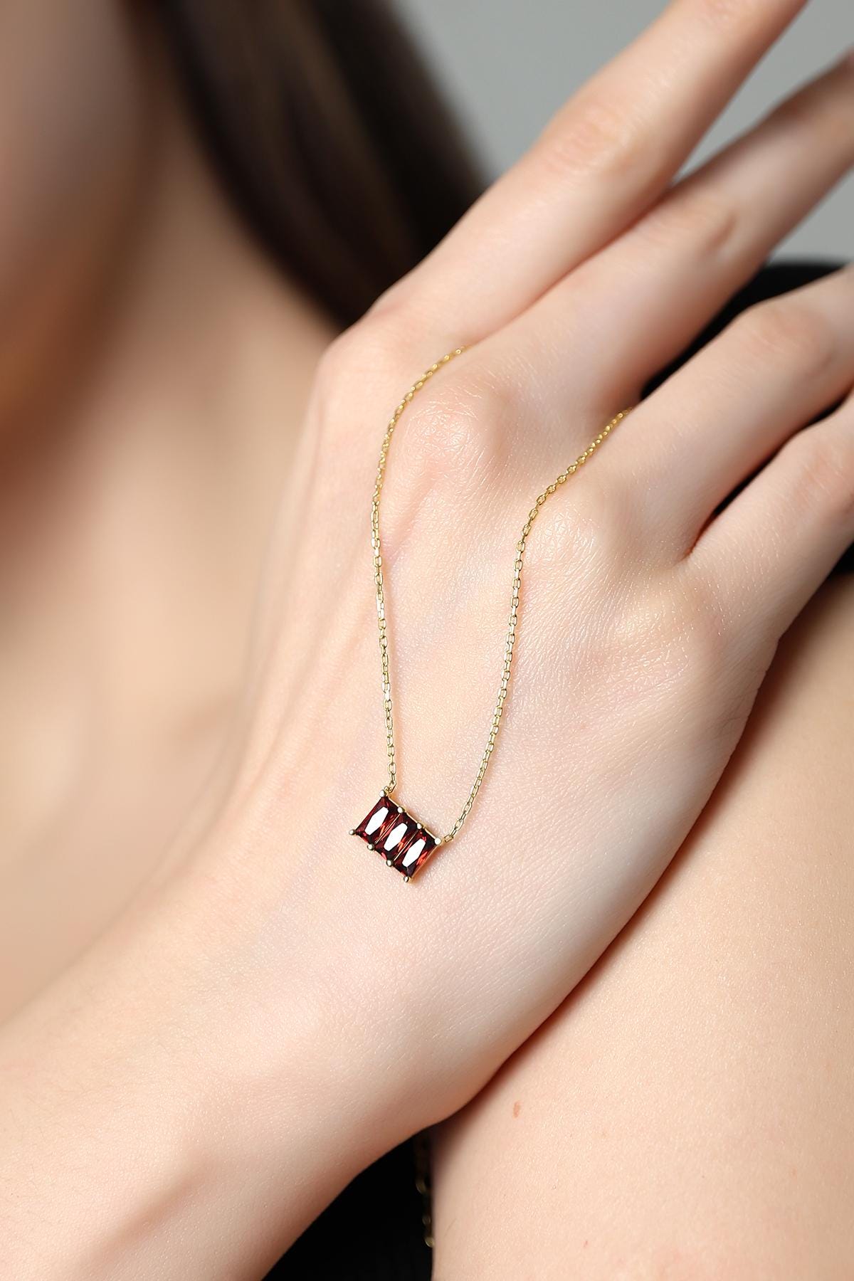 Baguette Cut Birthstone Necklace , Minimalist Birthstone Bar Necklace , Elegant Birthstone Pendant , Customizable Gold & Silver Jewelry