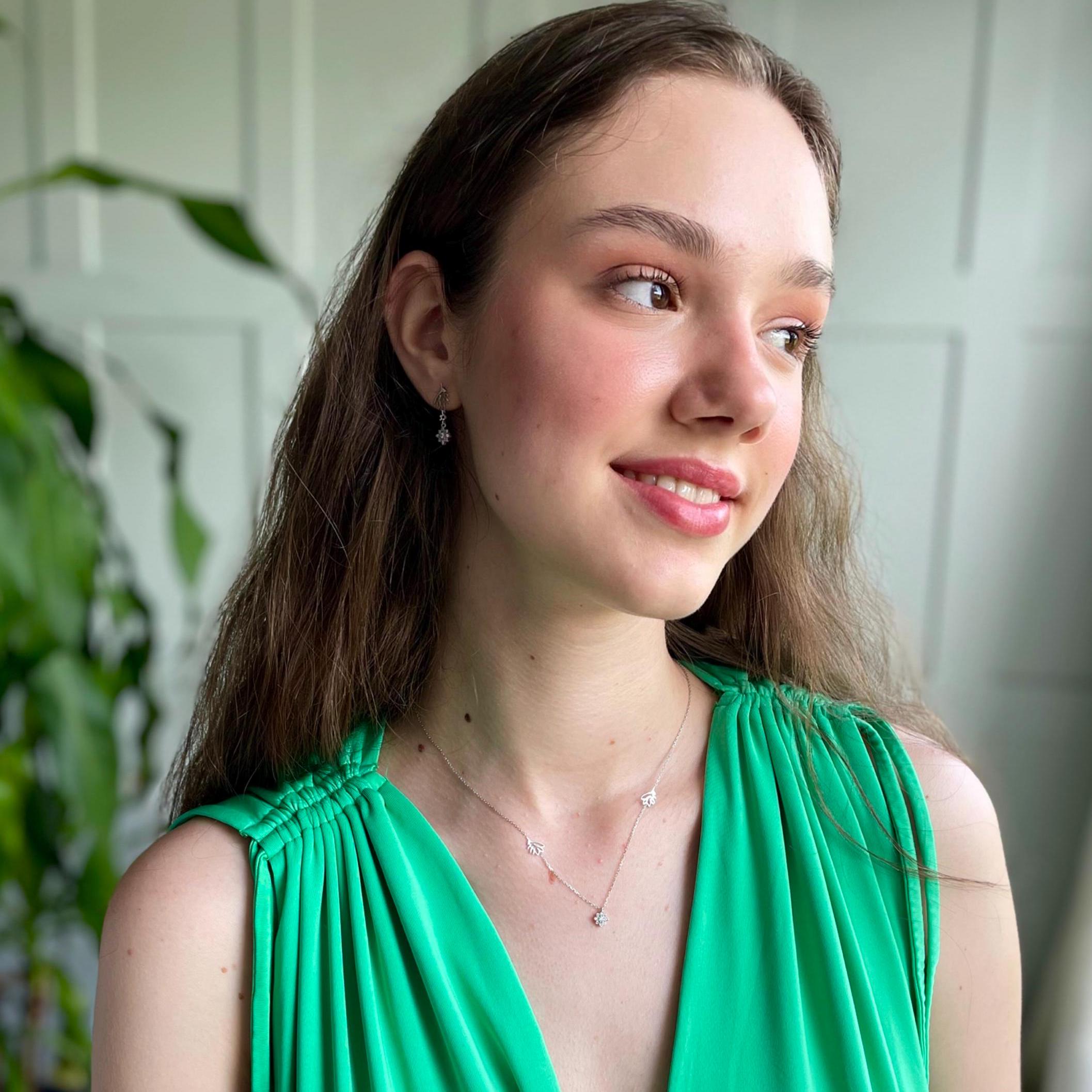 Simple & Chic Beefancy Jewelry Set - Beefancy Buzzing Bee Statement Necklace And Earrings Set - Beefancy Honeybee Charm Set