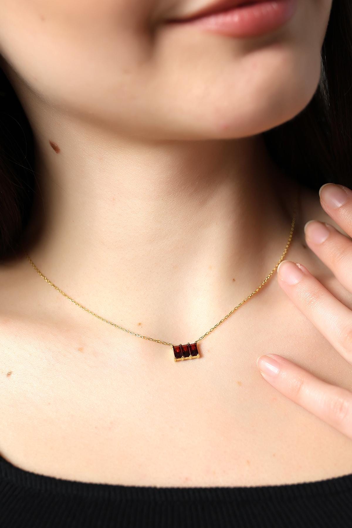 Baguette Cut Birthstone Necklace , Minimalist Birthstone Bar Necklace , Elegant Birthstone Pendant , Customizable Gold & Silver Jewelry