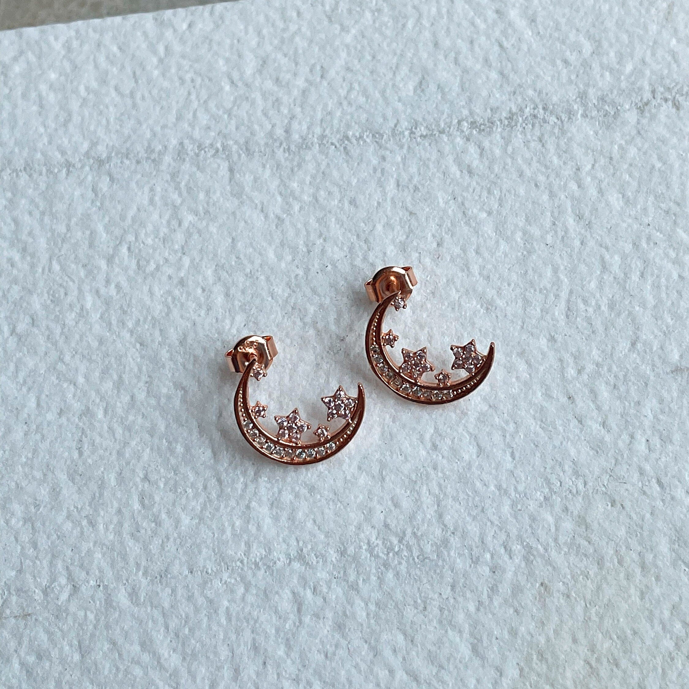 Elegant Silver Lunar Earrings , Perfect For Any Occasion , Silver Statement Crescent Earrings , Silver Dainty Earrings , Feminine Earrings