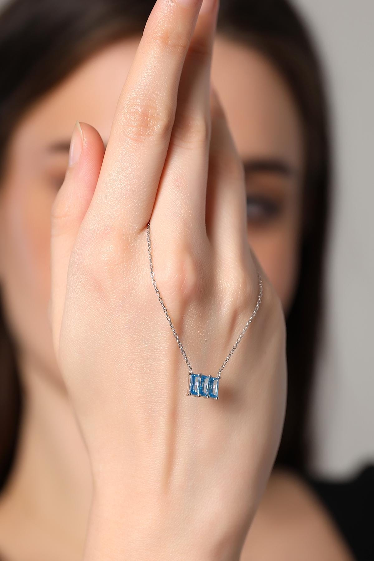 Baguette Cut Birthstone Necklace , Minimalist Birthstone Bar Necklace , Elegant Birthstone Pendant , Customizable Gold & Silver Jewelry