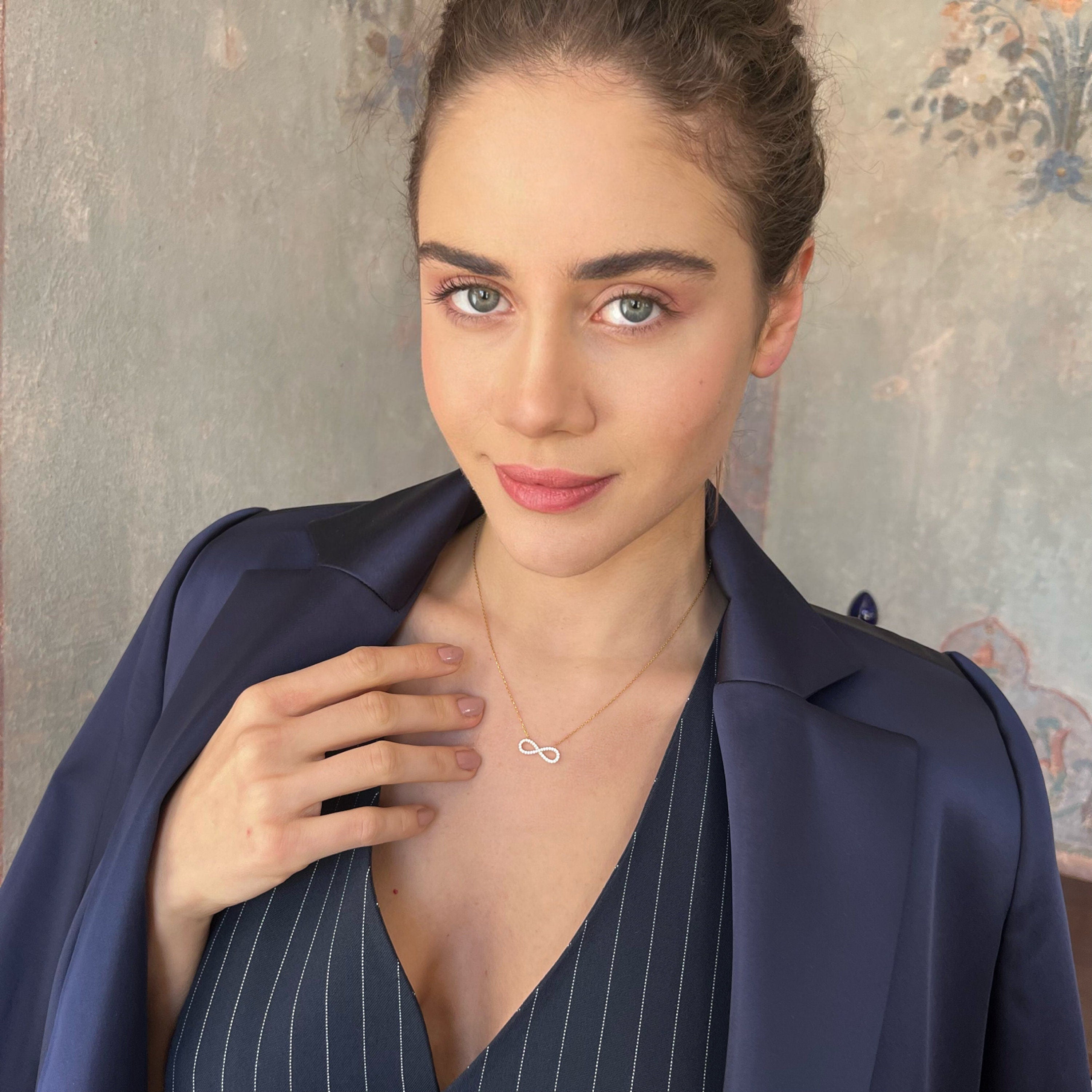 Sparkling Cz Infinity Necklace - Dainty Sterling Silver Chain - Elegant Infinity Pendant -eternal Love Pendant - Meaningful