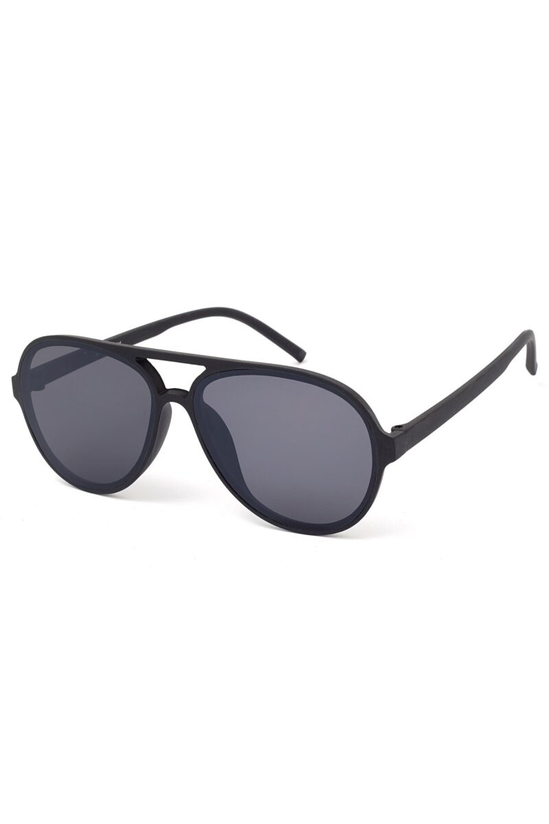 Black Men's Sunglasses for the Modern Gentleman