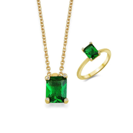 Elegant Emerald Jewelry Set