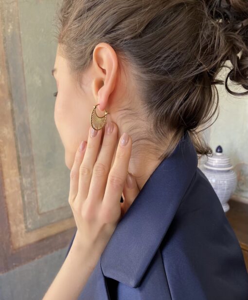 Antique Daylight Midi Earrings - Image 3